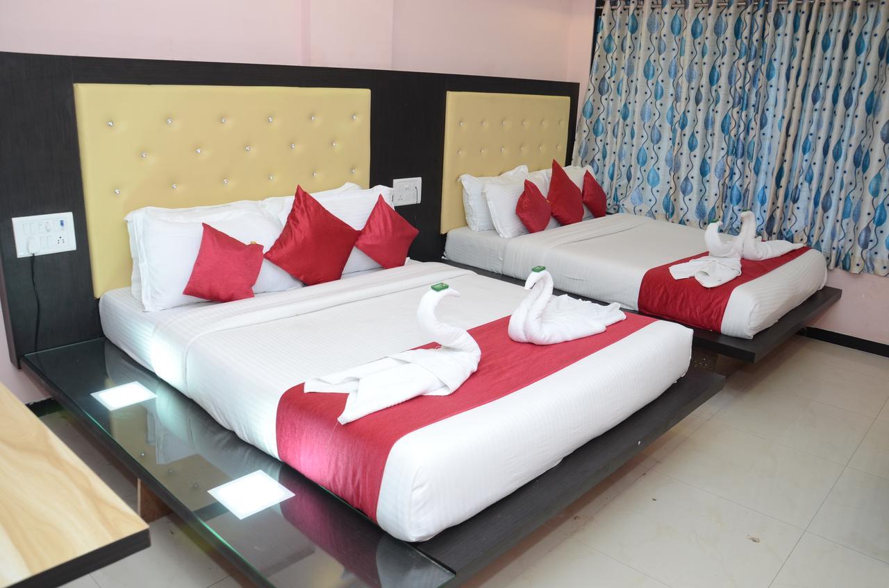 Sai Leela Grand Hotel Мумбай Екстериор снимка