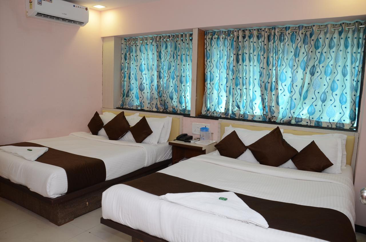 Sai Leela Grand Hotel Мумбай Екстериор снимка