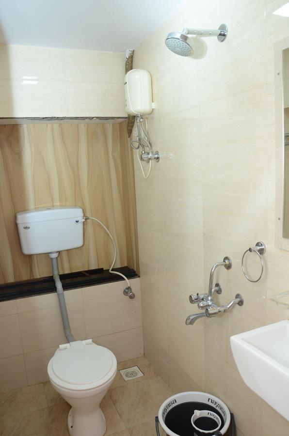 Sai Leela Grand Hotel Мумбай Екстериор снимка