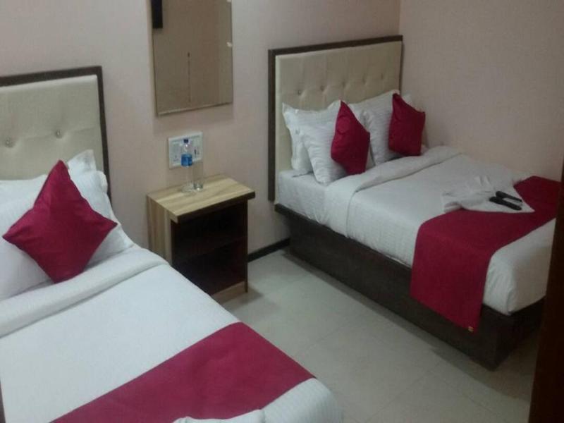 Sai Leela Grand Hotel Мумбай Екстериор снимка