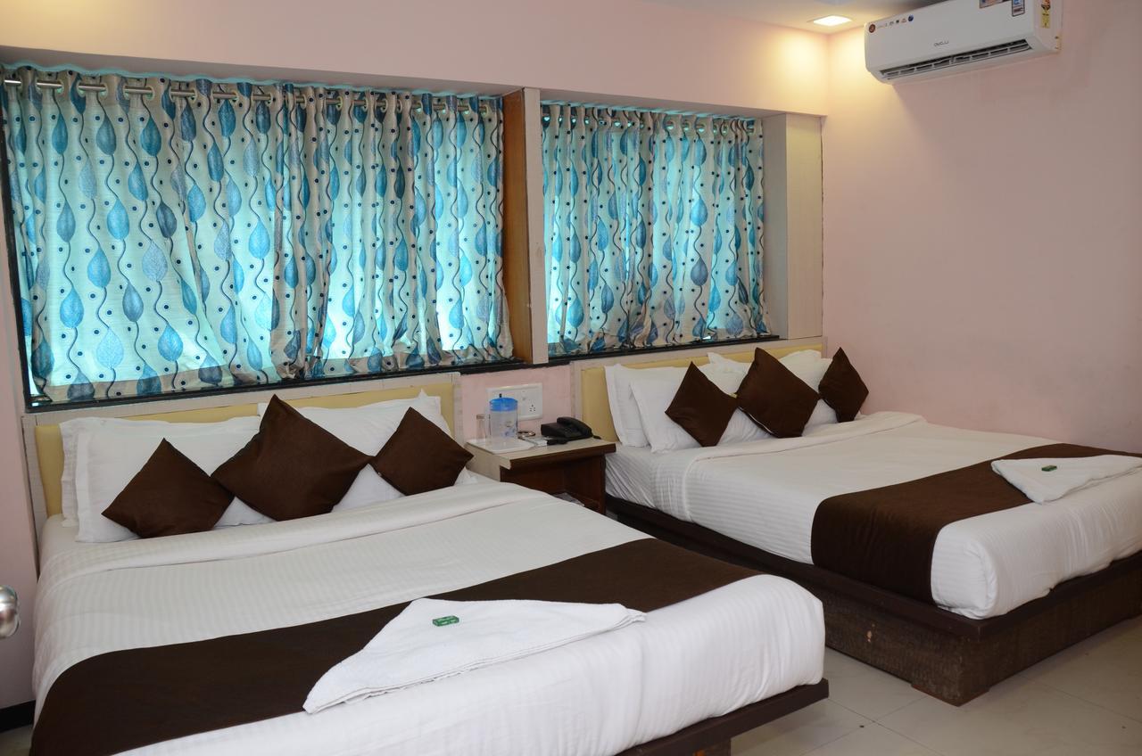 Sai Leela Grand Hotel Мумбай Екстериор снимка